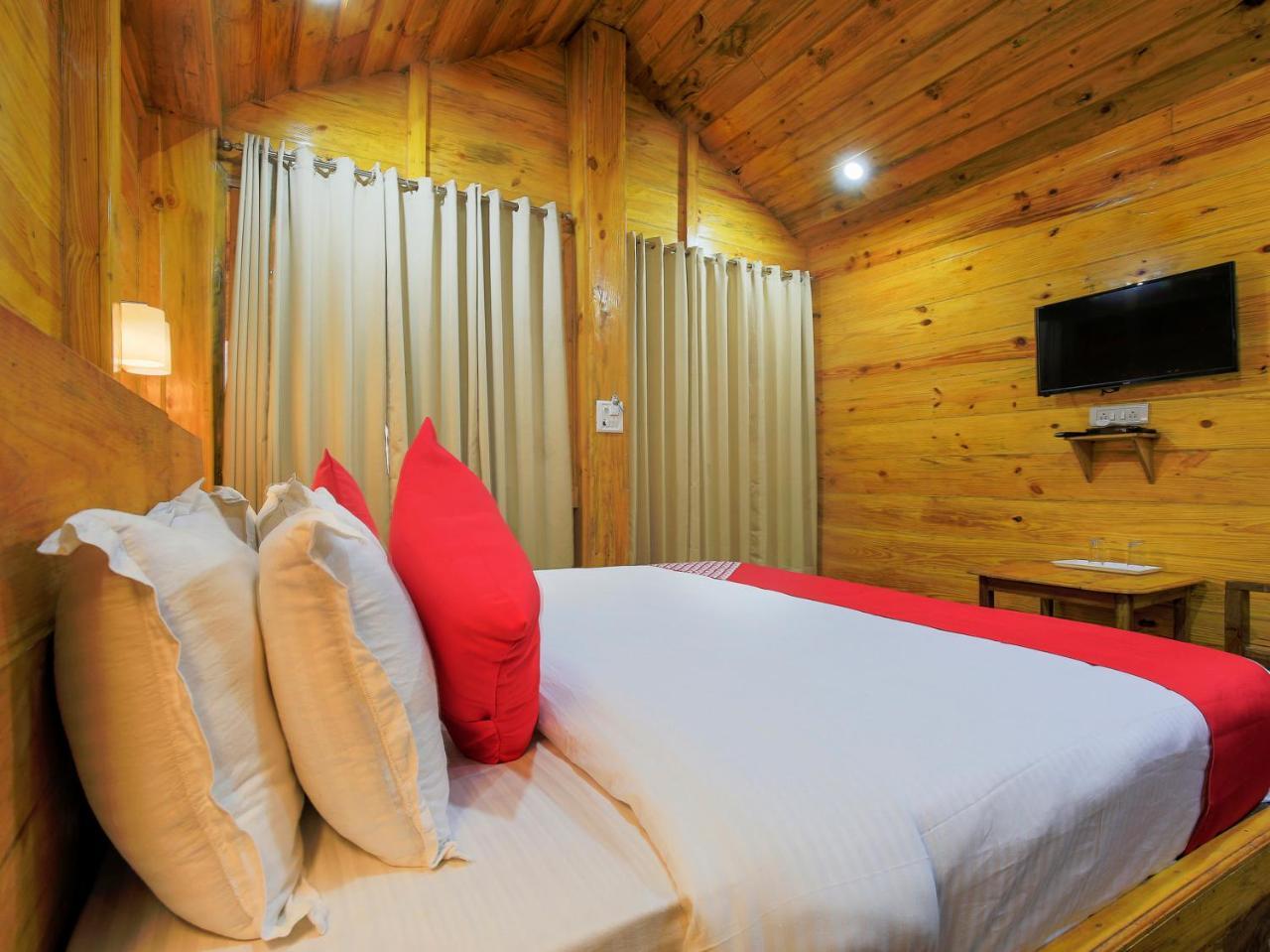 Brushwood Villa- Cottages And Bar ปาโลเลม ภายนอก รูปภาพ
