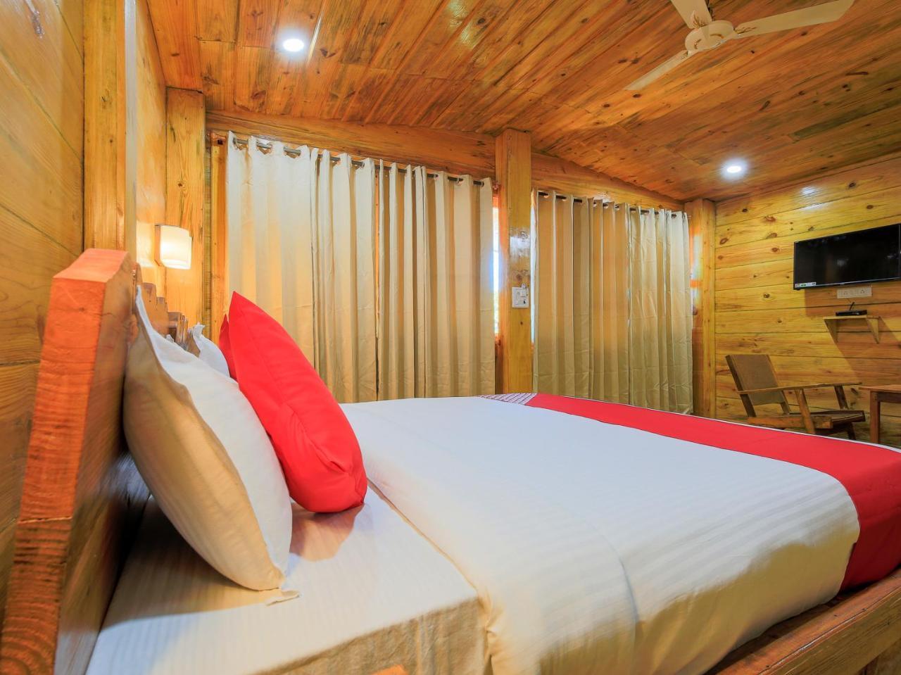 Brushwood Villa- Cottages And Bar ปาโลเลม ภายนอก รูปภาพ