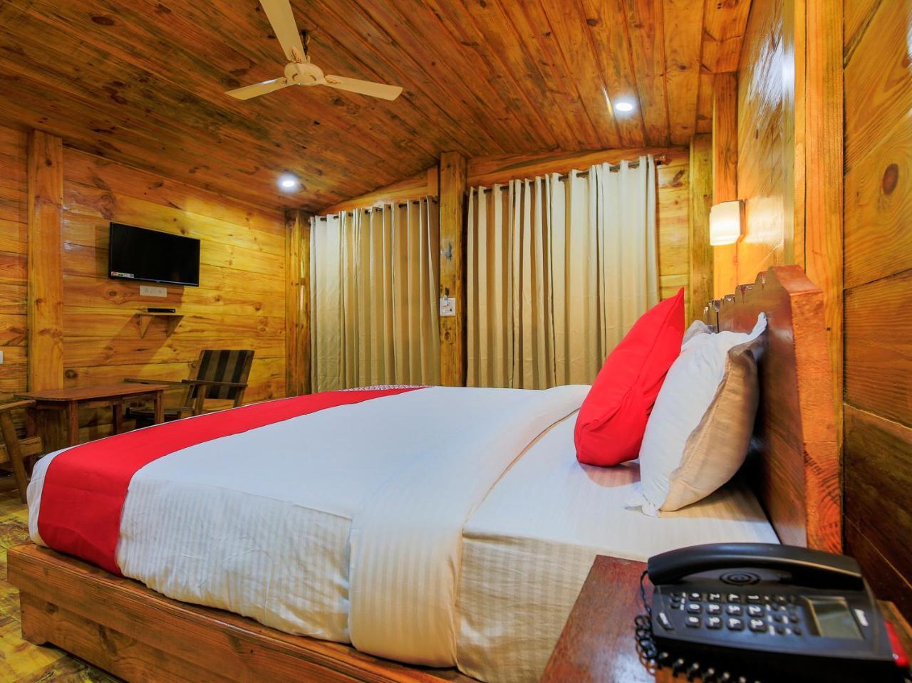 Brushwood Villa- Cottages And Bar ปาโลเลม ภายนอก รูปภาพ